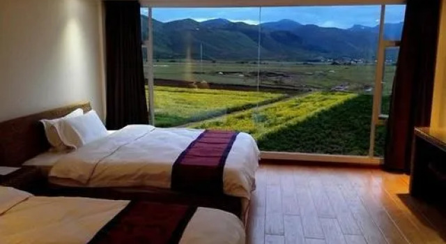 Dream House Inn, Prenota Hotel Shangri-La Yunnan
