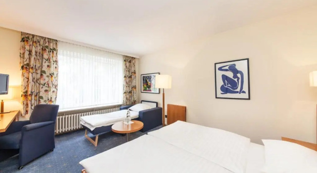 Четырёхместный номер Standard Hotel Drei Kronen Elmshorn