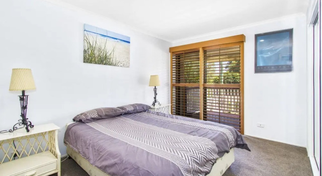 Cabarita Beach Bliss - Holiday Home On The Lake, Buchen Sie Ferienhaus Cabarita Beach 