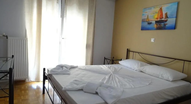 Nice flat near metro Syngrou Fix, Забронировать Отель Афины Острова Саронического залива - Аттика, рядом с Холм Филопаппос