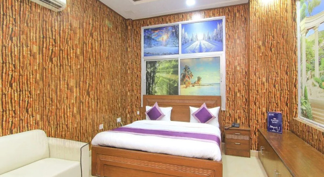 OYO 11449 Hotel Bibo Divine Bliss, Забронировать Отель Лакхнау штат Уттар-Прадеш, рядом с Парк Амбедкара