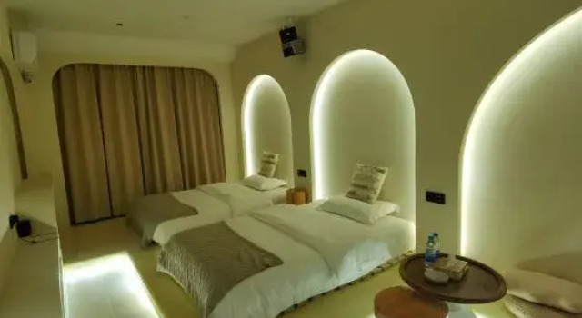 Семейный люкс Deluxe Beiguo Zhichun Business Hotel