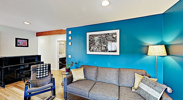 New Listing! Stylish Near Trendy Ballard 3 Bedroom Home, Rezerwuj Dom wakacyjny Ballard Seattle