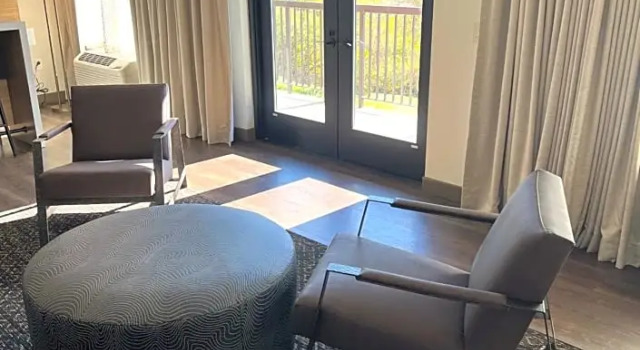 Двухместный люкс Wyndham Garden Redwood Valley - Ukiah