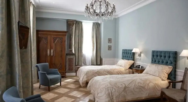 Номер Deluxe Hôtel & Spa Le Bouclier Dor