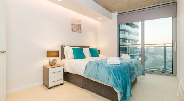 Апартаменты Luxury c 1 комнатой с балконом и с видом на город Excel Lux Apartment