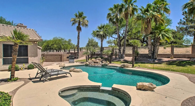 Коттедж Chandler Retreat w/ Pool, Hot Tub & Grill!