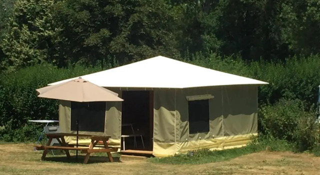 Тент Camping de la Tête Noire