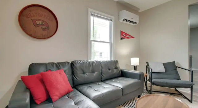 Hilltopper Convenience: Modern Duplex Near WKU, Rezerwuj Hotel Bowling Green 
