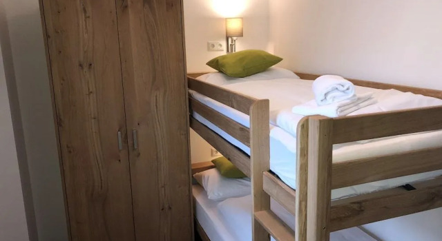 Mountain Nests - Chalets Apartments, Rezerwuj Apartament Hotele w Salzburg z parkingiem, Parking