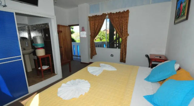 Isla Azul, Prenota Hotel Puerto Ayora 