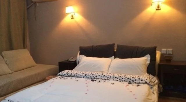 Yichang Jintai Business Hotel, Prenota Hotel Yichang Hubei