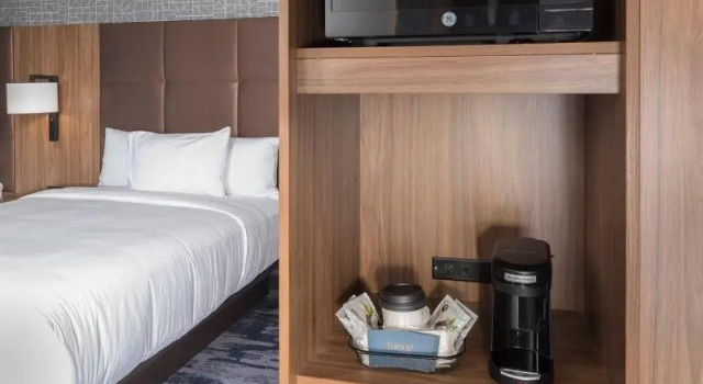 Четырёхместный номер Standard Fairfield Inn & Suites by Marriott Oklahoma City Downtown