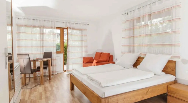 Gästehaus Schechter, Забронировать Отель Отели Ульдинген-Мюльхофен 3 звезды, 3*