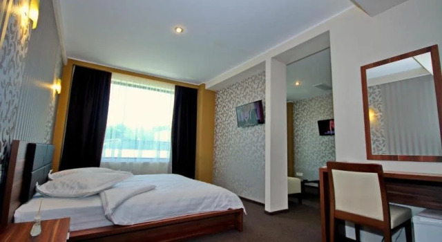 Hotel Eden, Rezervovat Hotel Hotely v Danube Delta se snídaní, Snídaně