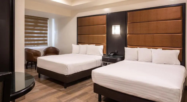Трёхместный номер Comfort Hotel Astor Tijuana