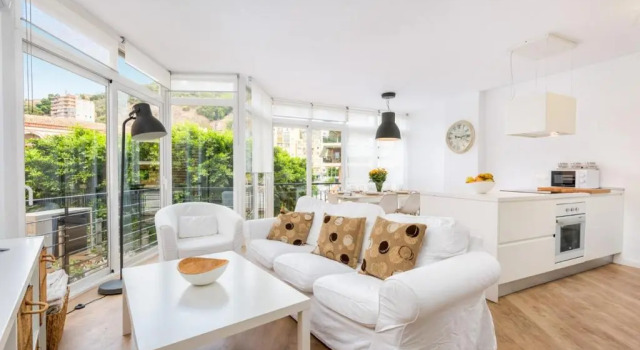 Апартаменты Three-bedroom apartment Cervantes