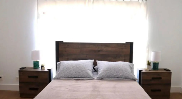 Heart Of West Hollywood Modern Suite 2 Bedroom 2 Bath, Забронировать Отель Отели Уэст-Голливуда с парковкой, Парковка