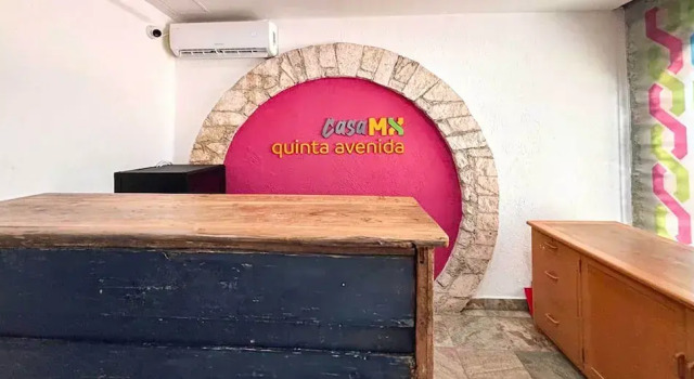 Hostal CASA MX quinta avenida, Забронировать Хостел Хостелы Плая-дель-Кармен, рядом с Пляжный клуб Mamitas, Хостел
