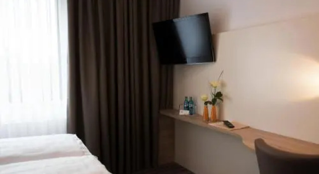 Hotel-Restaurant Krüger, Varaa Hotelli Velpke Brunswick Land