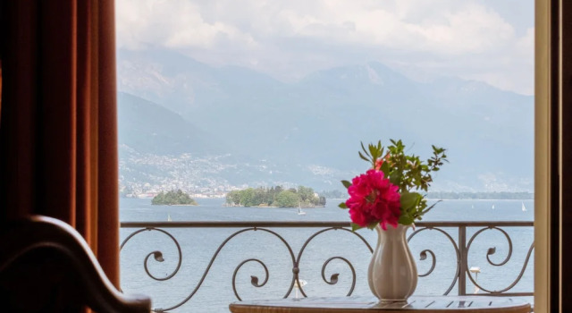 Люкс с балконом Boutique Hotel Sunstar Brissago am Lago Maggiore