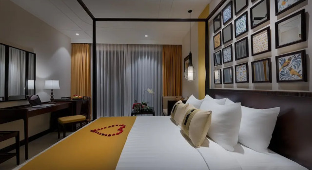 Полулюкс с балконом Allegro Hoi An . A Little Luxury Hotel & Spa