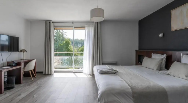 Люкс Classic Domaine de Cicé-Blossac, Resort Spa & Golf