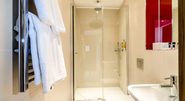 Двухместный номер Accessible Seraphine Hammersmith Hotel