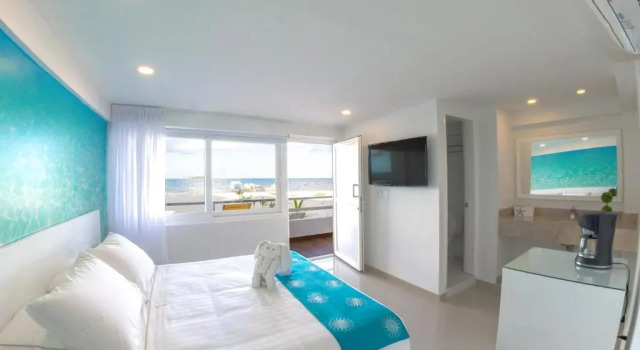 Двухместный номер с балконом и с видом на море Hotel San Luis Place By Dorado