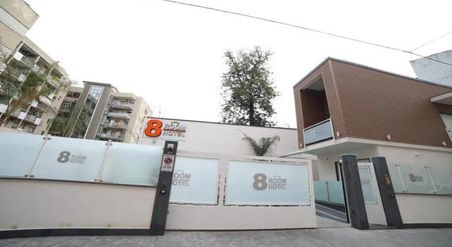 8 Room Hotel
