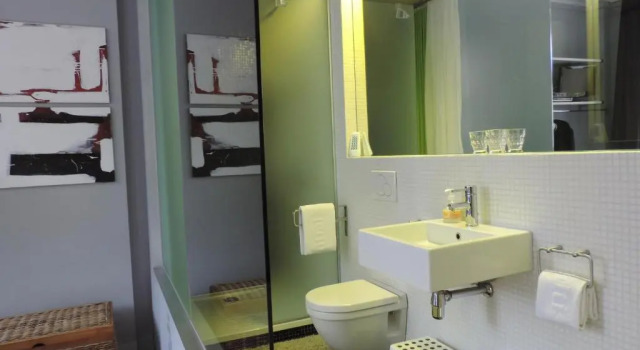 Двухместный номер Deluxe с балконом B&B Lodgingat8