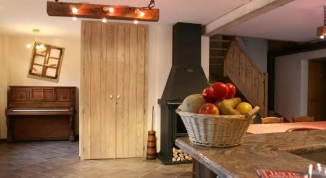 Gîte spacieux, confort moderne, 8 pers, terrasse privative, animaux admis, WiFi - FR-1-589-227, Забронировать Отель Отели Вогезы с парковкой, Парковка