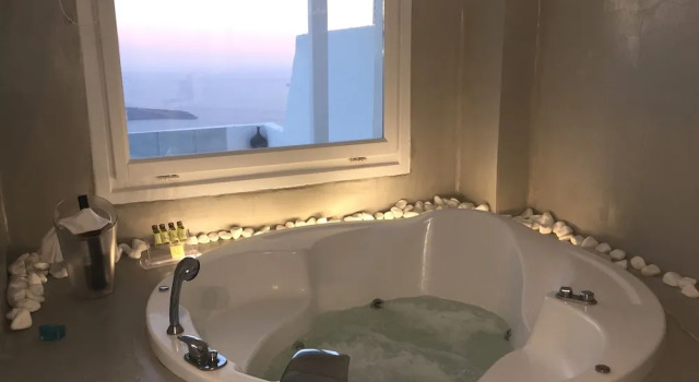 Люкс с балконом и с видом на море Aeolos Art & Eco Suites Adults Only