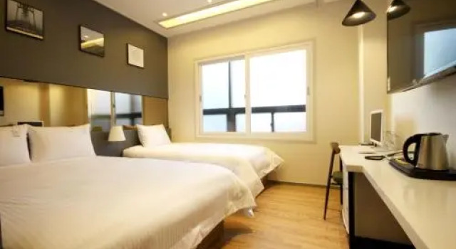 If Business Hotel, Prenota Hotel Changwon Sud Gyeongsang