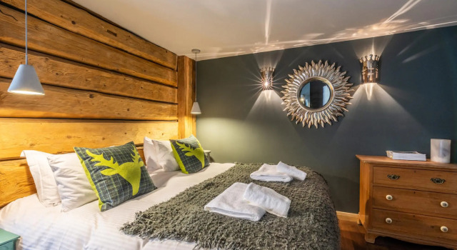 LA FERME DE MARGOT - Unique 5-bedroom Renovated Farmhouse, Забронировать Отель Отели в центре Морзин, в центре