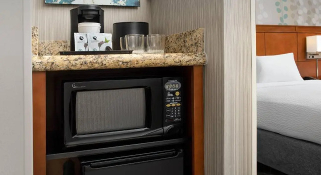 Четырёхместный номер Standard с балконом и oceanfront Courtyard by Marriott Ocean City Oceanfront