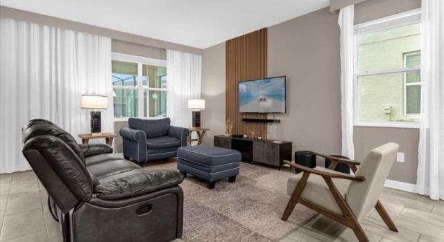 9 Bd 5 Ba Storey Lake 4559 Nl, Забронировать Отель Отели Киссимми с бассейном, рядом с Kissimmee Go-Karts, Бассейн