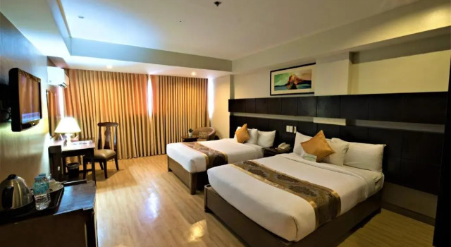 Двухместный номер Deluxe The Pinnacle Hotel and Suites