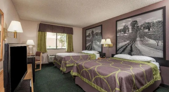 Номер Standard Super 8 by Wyndham Carrollton