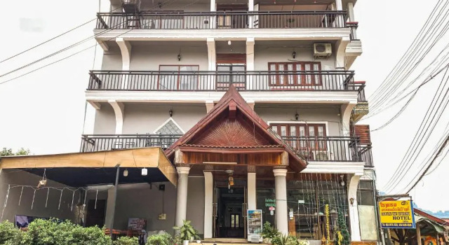 Bountang Mountain View Riverside Hotel, Rezervați Hotel Vang Vieng Vientiane Province