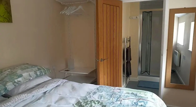 Morland, Book Hotel Bridgwater Somerset