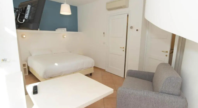 Residence Villa Ombrosa, Забронировать Вилла Споторно Ривьера-делле-Пальме