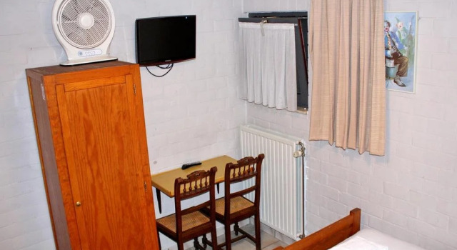 Hotel Plaza, Забронировать Отель Отели в центре Ломмель, в центре