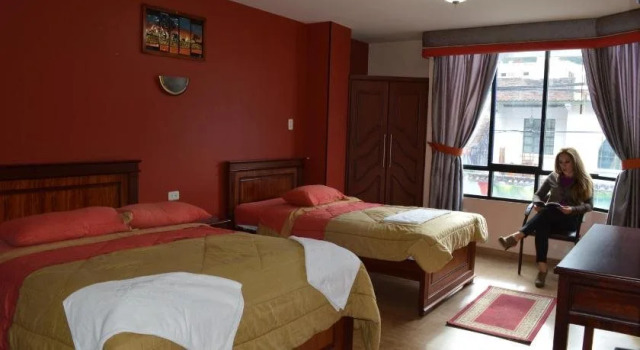 Club Ejecutivo Hotel, Varaa Hotelli Baños Tungurahua