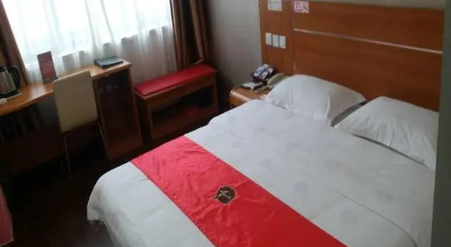 Номер Superior Thank Inn Chain Hotel Shandong Rizhao North Develop Zone Baoshan Road