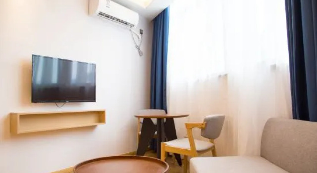 Люкс Executive Berkesy Residence Jinqiao Shanghai