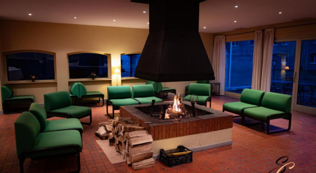 Causse Comtal, Rezervasyon Otel Rodez Aveyron