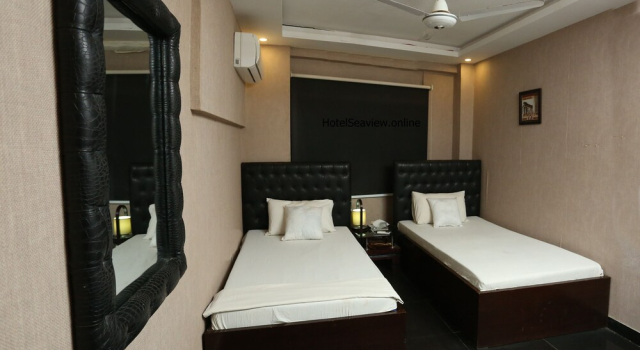 Четырёхместный семейный номер Standard с 2 комнатами с видом на город Hotel SeaView