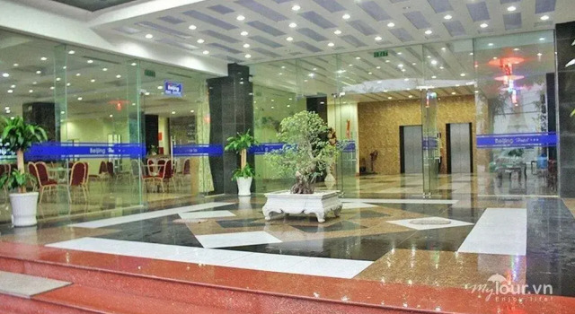 Bac Kinh Hotel Vinh - by BAY LUXURY, Rezerwuj Hotel Hotele w Nghe An ze śniadaniem, Śniadanie