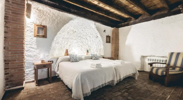 Четырёхместные апартаменты Casas Cueva Tio Tobas Guadix